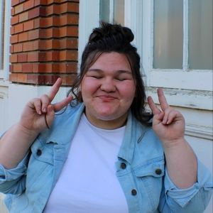 Meet your Posher, Hope